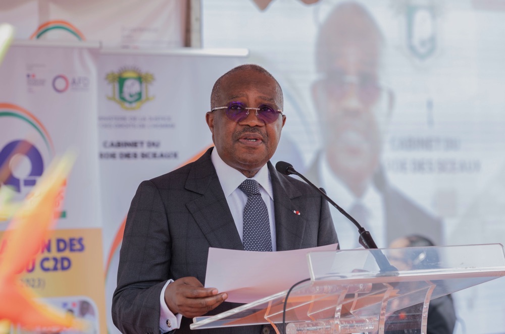 cote-d-ivoire-le-tribunal-de-premiere-instance-et-le-centre-dobservation-de_8tz62ra28z