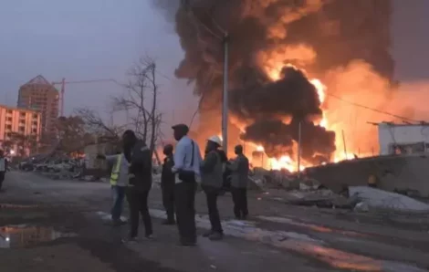 Guinée : le bilan de l’incendie à Conakry passe à 18 morts.