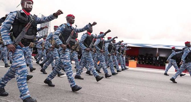 Côte d’Ivoire – Le Général Apalo Touré au ministre d’état, ministre de la défense « Que les petits bruits ne vous inquiètent pas »