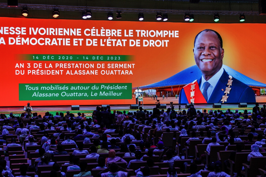 politique-hommage-au-president-ouattara-les-jeunes-du-rhdp-appeles-a-etre-d_3627i6enpca