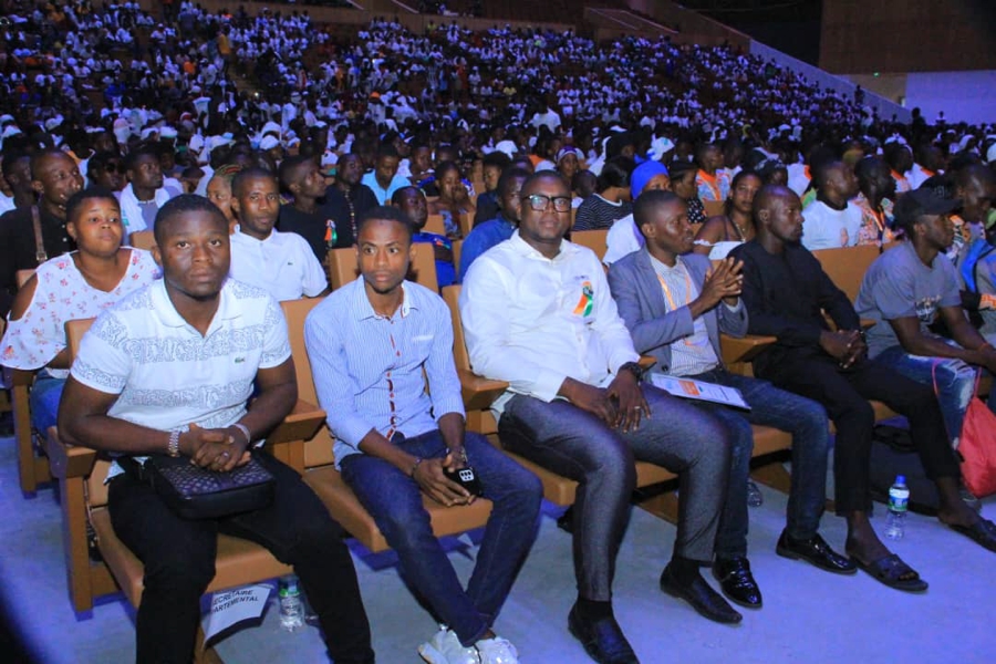 politique-hommage-au-president-ouattara-les-jeunes-du-rhdp-appeles-a-etre-d_hcesgdkhusk