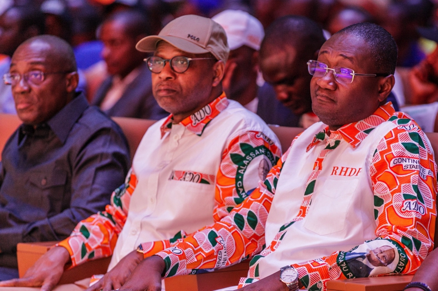 politique-hommage-au-president-ouattara-les-jeunes-du-rhdp-appeles-a-etre-d_ib1wxjw416