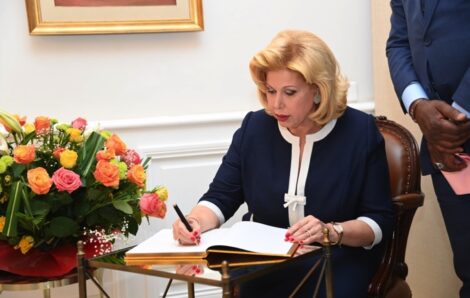 Décès de la mère de M. Jérôme Patrick Achi : Dominique Ouattara présente ses condoléances à l’ex premier ministre.