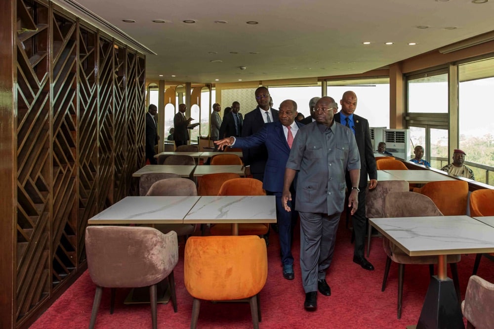 Le Vice-Président de la République a visité des infrastructures liées à la CAN 2004, à Yamoussoukro et Bouaké.