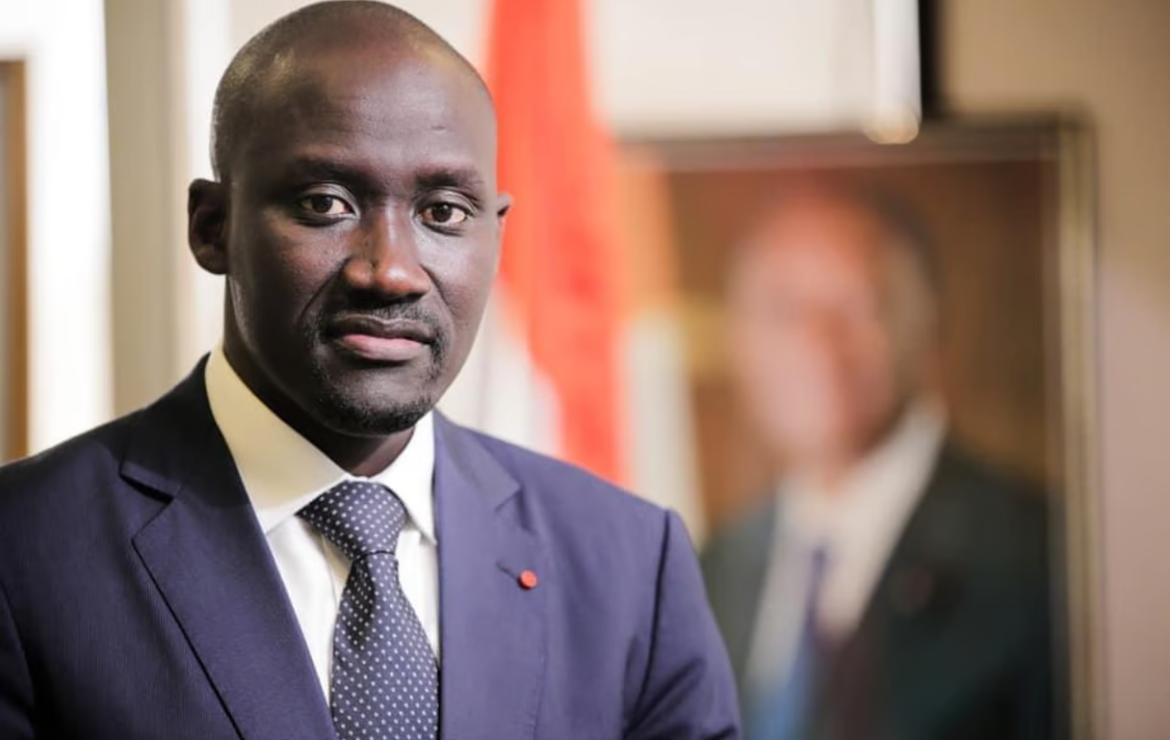 En Côte d’Ivoire, Abdourahmane Cissé quitte la présidence.