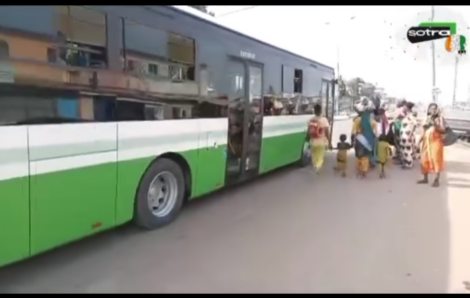 La CAN peut débuter ! La SOTRA déploie une flotte de 30 autobus à San Pedro.
