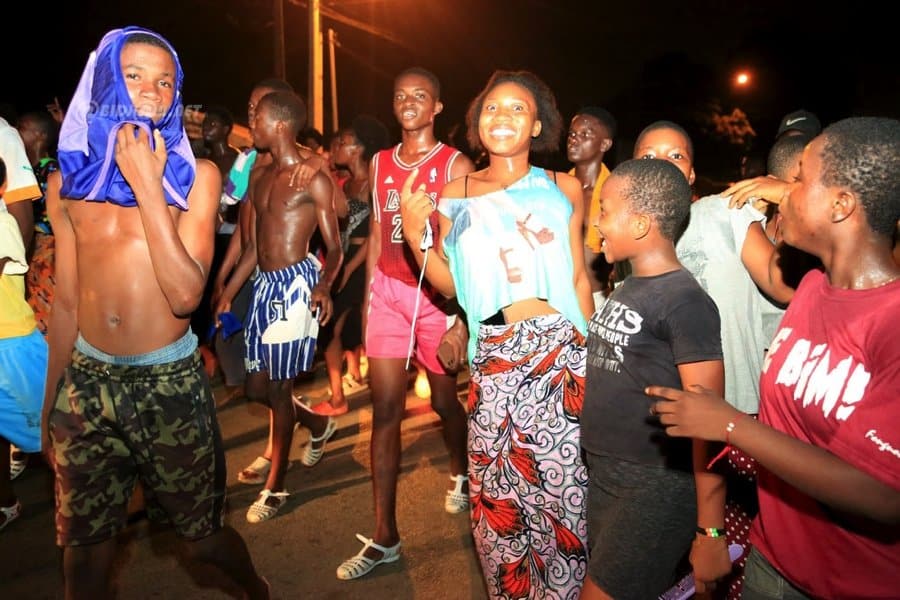 can-2023-qualification-de-la-cote-d-ivoire-ambiance-dans-la-commune-de-yopo_196bs4bmcw6