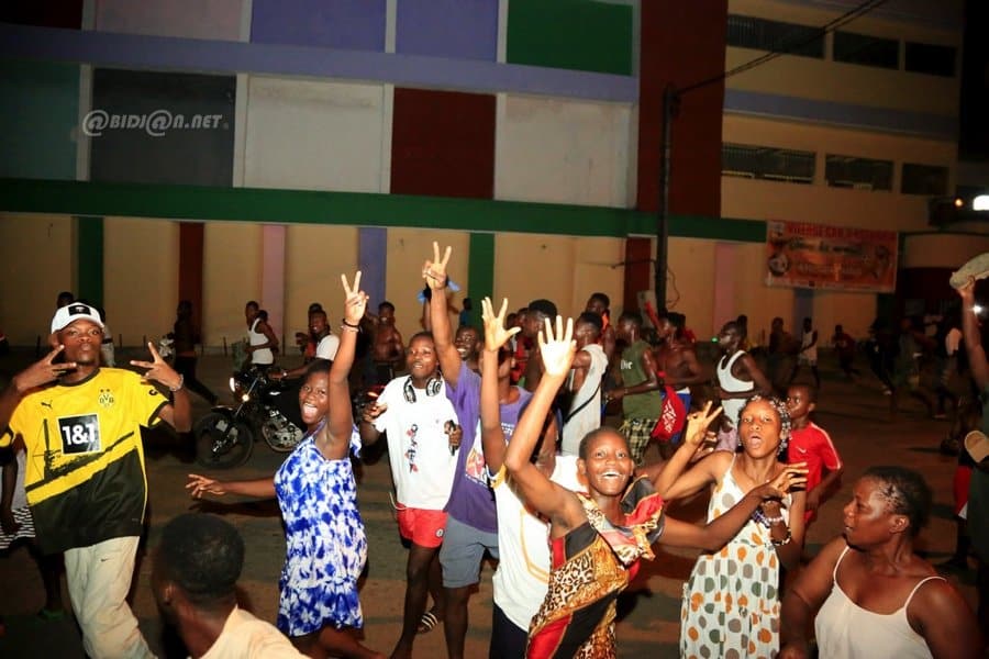 can-2023-qualification-de-la-cote-d-ivoire-ambiance-dans-la-commune-de-yopo_jsp8nxox5jf