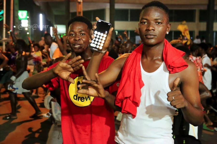 can-2023-qualification-de-la-cote-d-ivoire-ambiance-dans-la-commune-de-yopo_zc4vgawubx