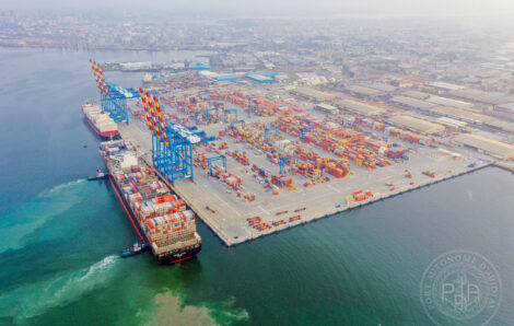 Le port autonome d’Abidjan : Le deuxième terminal à conteneurs continue à attirer les grands navires.