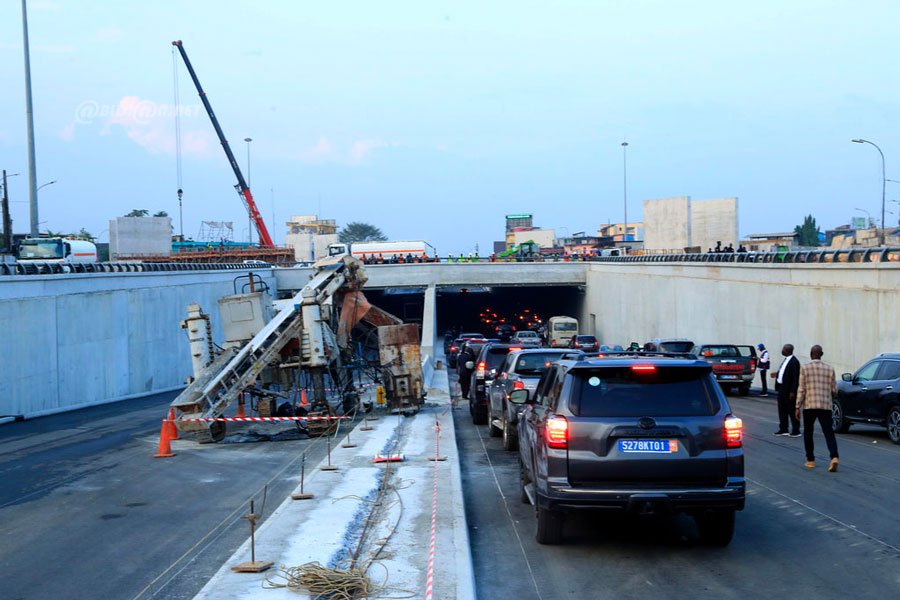 infrastructures-abobo-le-premier-ministre-visite-les-chantiers-du-carrefour_sexvo6u9od8
