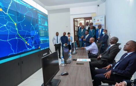 Sécurité routière : Amadou Koné visite le centre de commandement provisoire du Système de Transport Intelligent(STI).