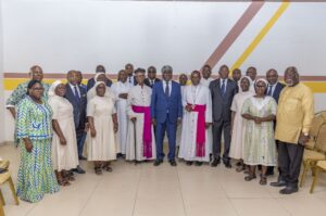 Le-PM-et-les-Catholiques-photo-300x199