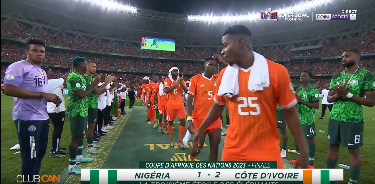 Remise_Trope_medailles_Vainqueurs_CAN2023_1
