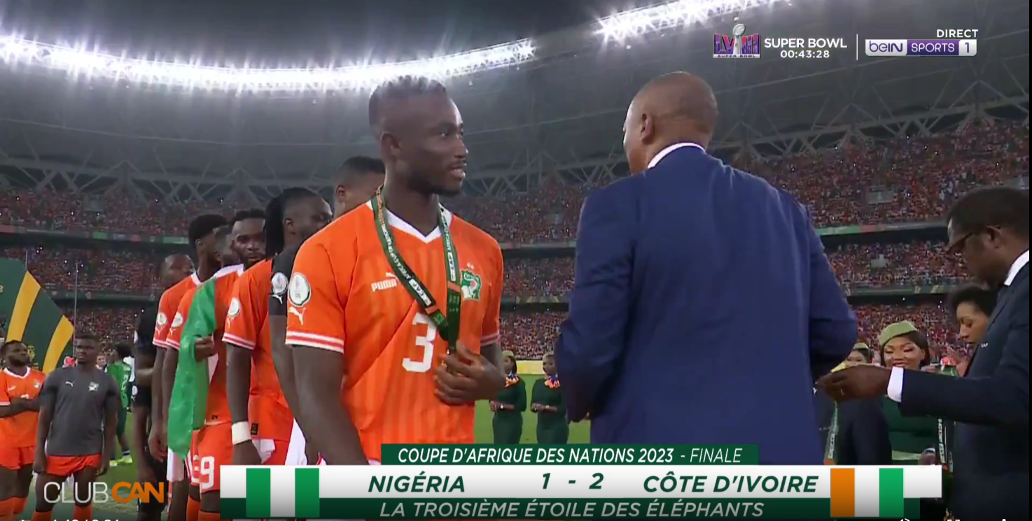 Remise_Trope_medailles_Vainqueurs_CAN2023_10