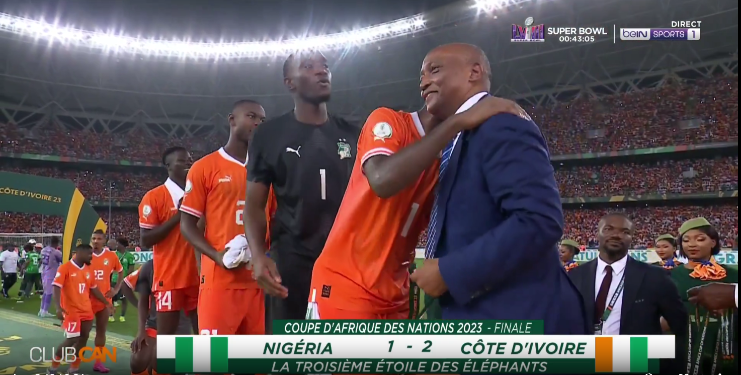 Remise_Trope_medailles_Vainqueurs_CAN2023_13