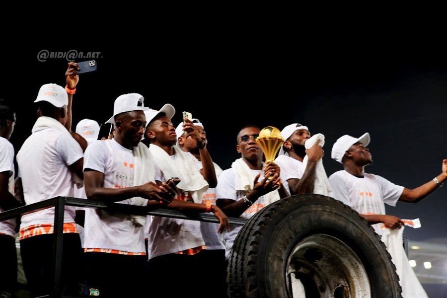 can-2023-ceremonie-de-presentation-de-trophee-au-stade-felix-houphouet-boig_b2iqdemowv