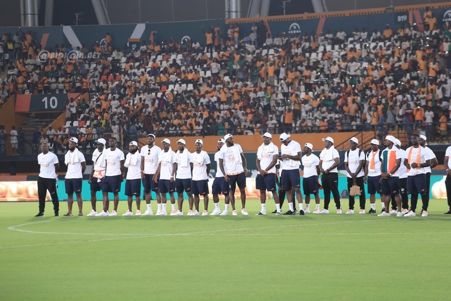 can-2023-ceremonie-de-presentation-de-trophee-au-stade-felix-houphouet-boig_qfl46lxs9km