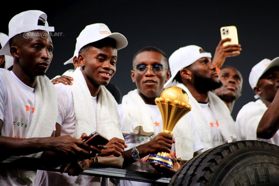 can-2023-ceremonie-de-presentation-de-trophee-au-stade-felix-houphouet-boig_wwrk5gq93m