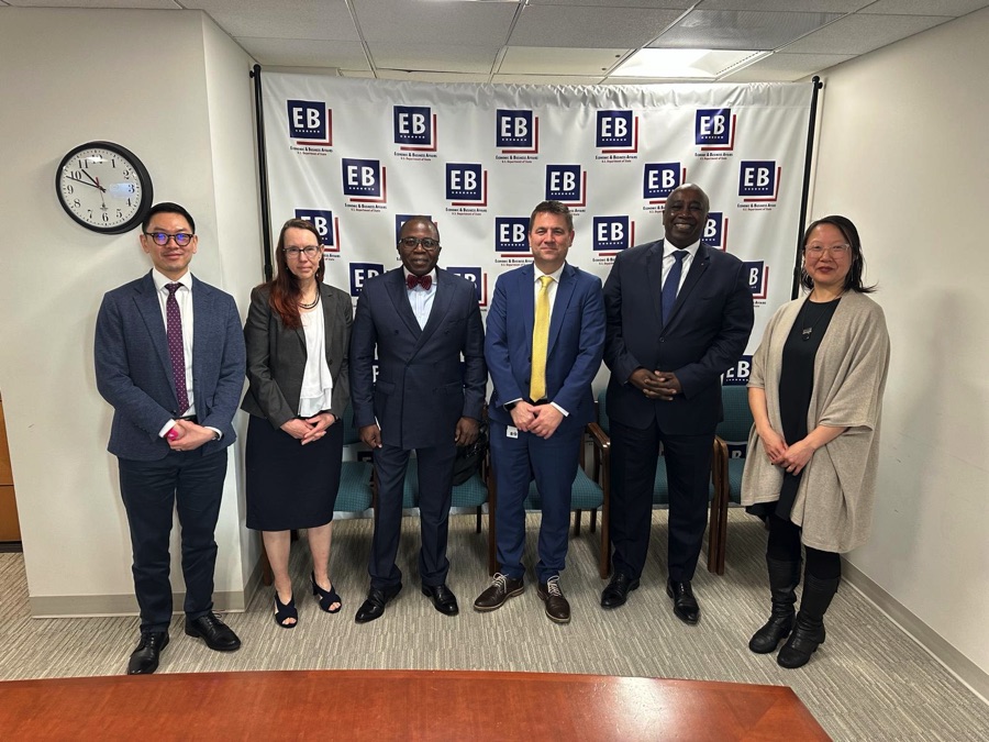 Cacao : l’adhésion des Etats-Unis à l’Organisation Internationale (ICCO) au cœur d’une séance de travail entre l’ambassadeur Aly Touré et les autorités américaines à Washington DC.