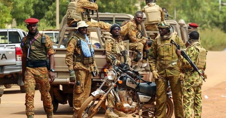 Frontières Ivoiro-Burkinabé : Incursion militaire Burkinabé en Côte d’Ivoire / L’armée Ivoirienne en alerte maximale.