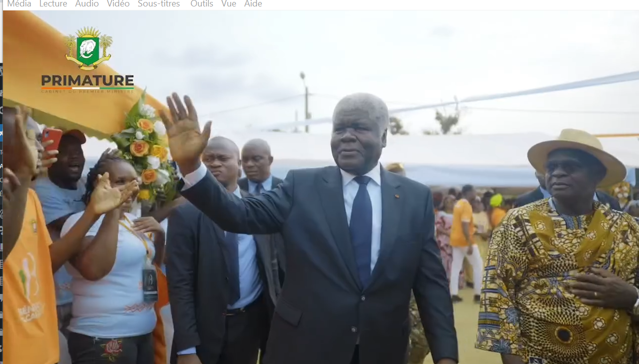 Ebimpe_Coupe_CAF presentée_Chefferie_Ebimpe_PM_2024_7