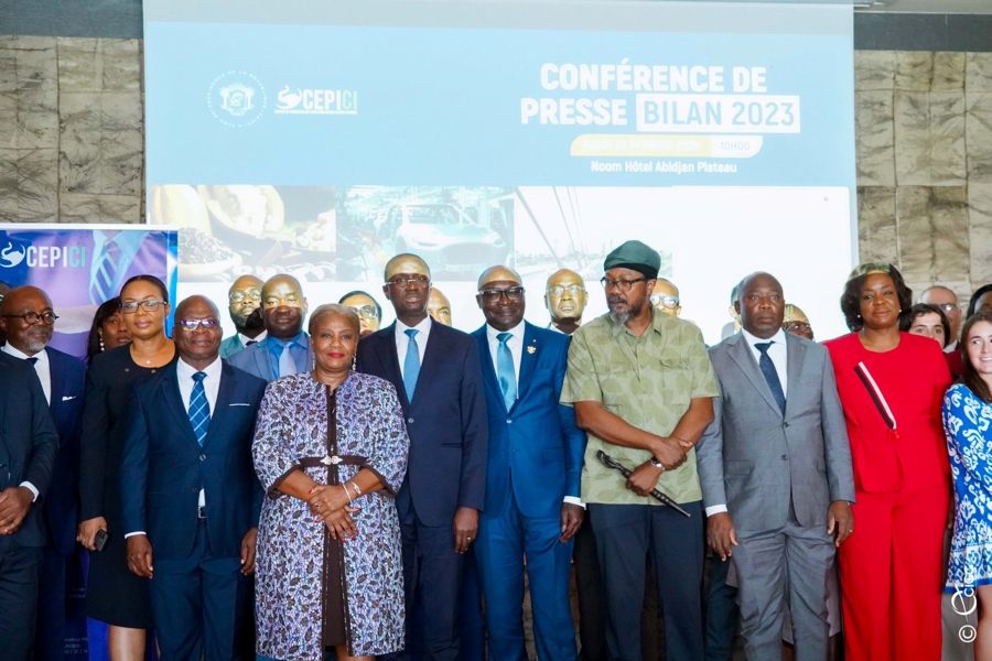 conference-de-presse-de-la-direction-generale-du-cepici-relative-aux-bilans_1frfotahp1v