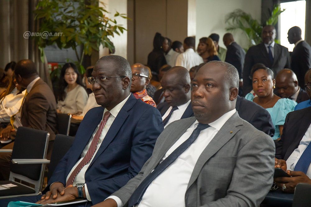 conference-de-presse-de-la-direction-generale-du-cepici-relative-aux-bilans_wbm3c2a6kt