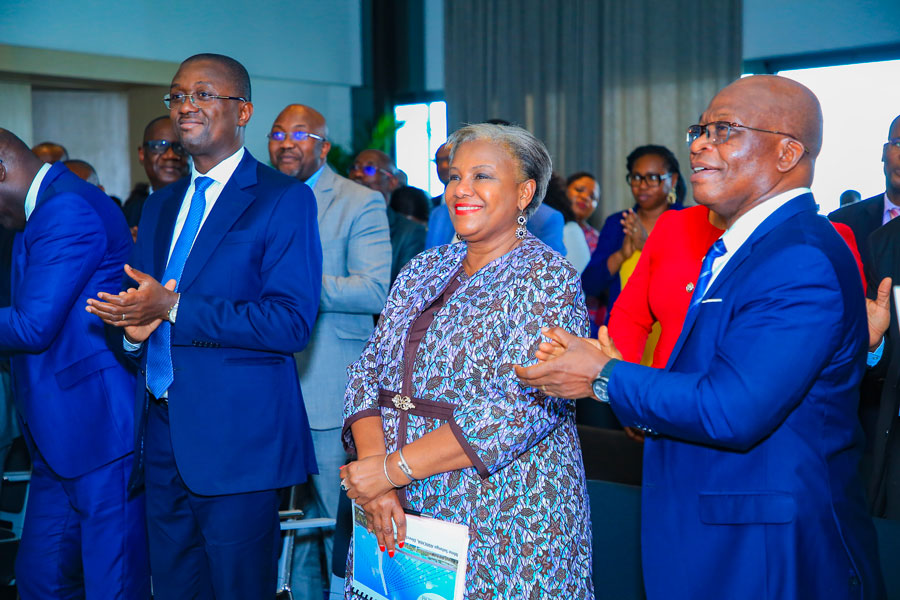 economie-les-ivoiriens-sont-les-premiers-investisseurs-en-cote-d-ivoire-ave_4ftelrpbox6