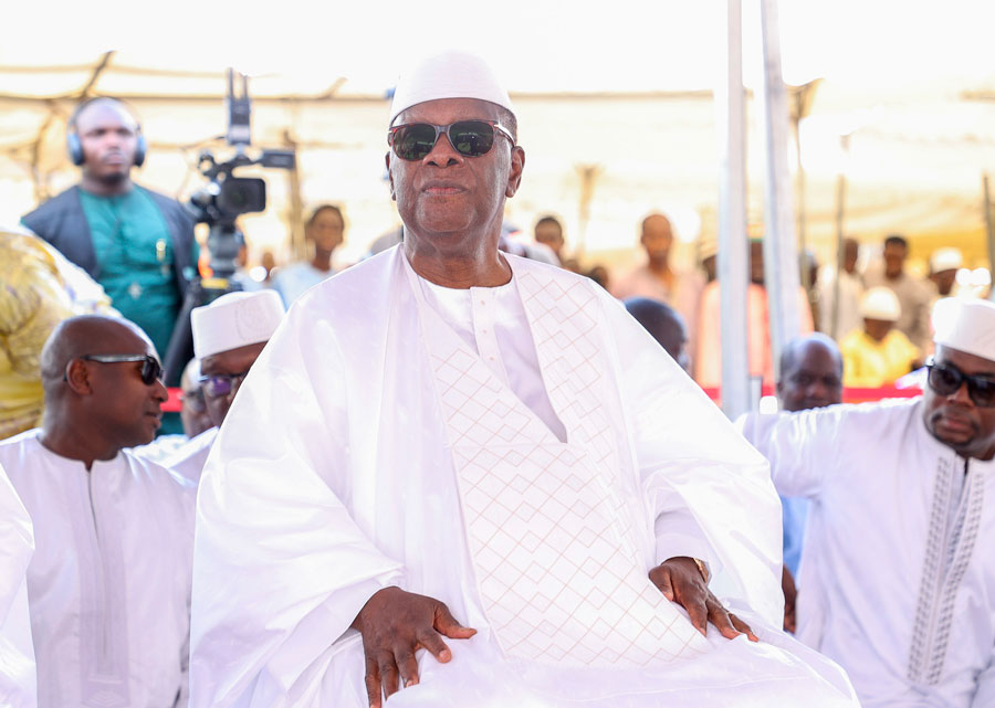 le-president-de-la-republique-sem-alassane-ouattara-a-pris-part-a-la-priere_w1qq9shz4yi