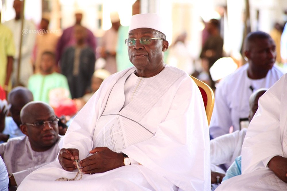 religion-le-chef-de-letat-prend-part-a-la-priere-marquant-la-fin-du-ramadan_gpa00498amf