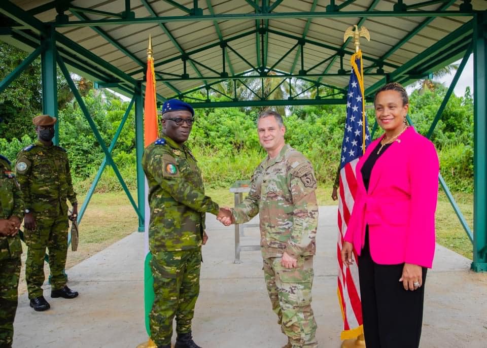 Le Commandement des opérations spéciales des États-Unis pour l’Afrique lance l’exercice Flintlock 2024 à Jacqueville.