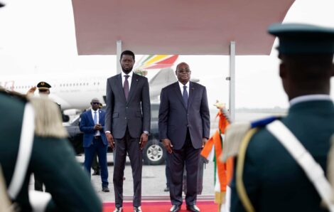 Politique – Visite de travail et d’amitié : Le Président sénégalais accueilli par le vice-Président ivoirien