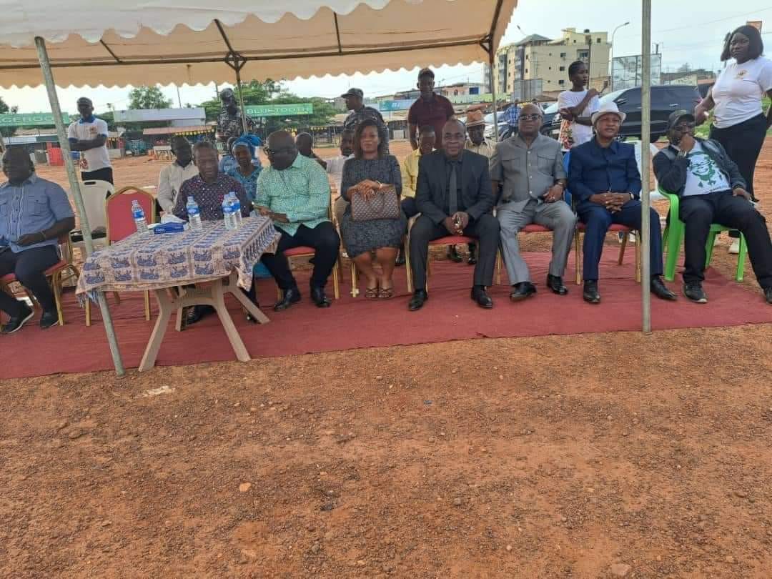 Gagnoa -. Côte d’Ivoire-AIP/ La caravane du Réseau national des agriculteurs pour Tidjane Thiam  lancé à partir de Gagnoa. (« taper Poto »)