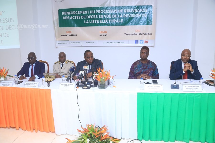 cote-d-ivoire-revision-de-la-liste-electorale-la-cei-mene-des-reflexion-sur_86zhzugrsza
