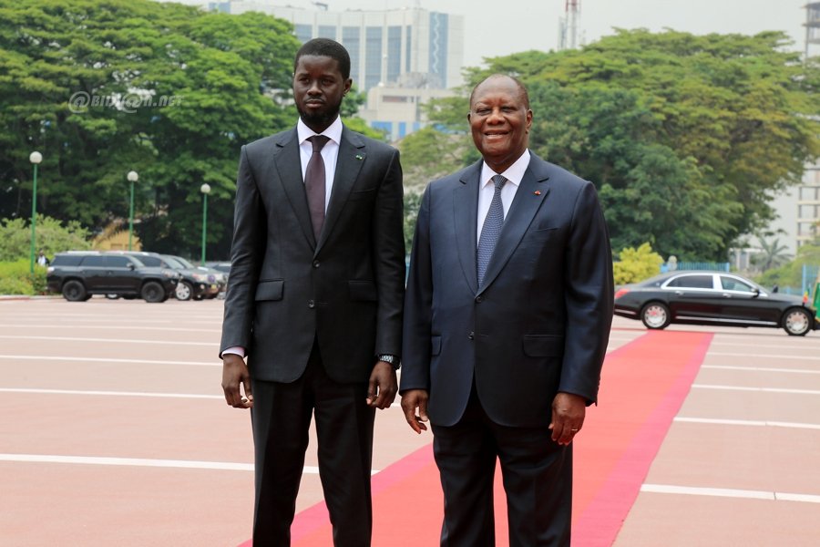 diplomatie-visite-du-travail-du-president-de-la-republique-du-senegal-bassi_1ci6hzi5q0i