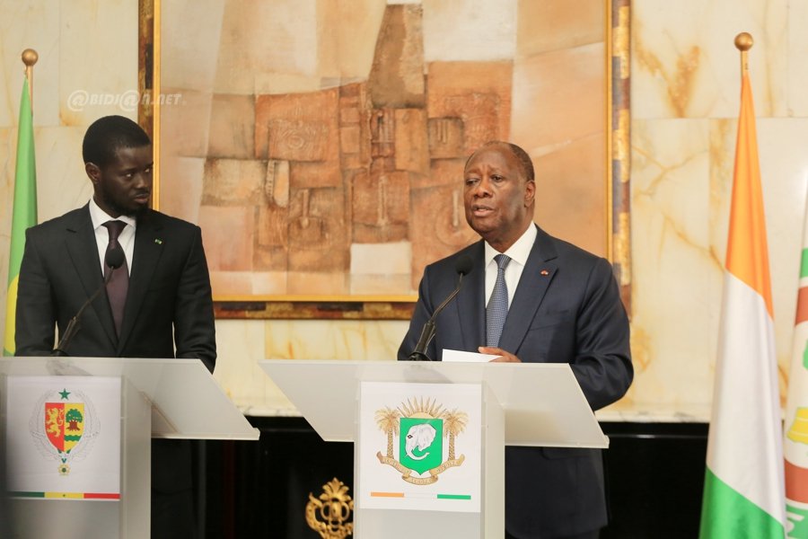 diplomatie-visite-du-travail-du-president-de-la-republique-du-senegal-bassi_1raeavmdhrm