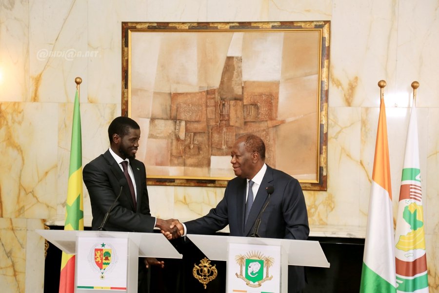 diplomatie-visite-du-travail-du-president-de-la-republique-du-senegal-bassi_fqnqv4davmh