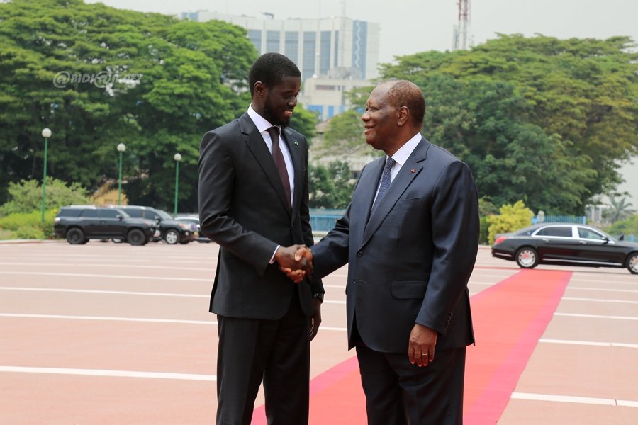 diplomatie-visite-du-travail-du-president-de-la-republique-du-senegal-bassi_g61h9dpox7k