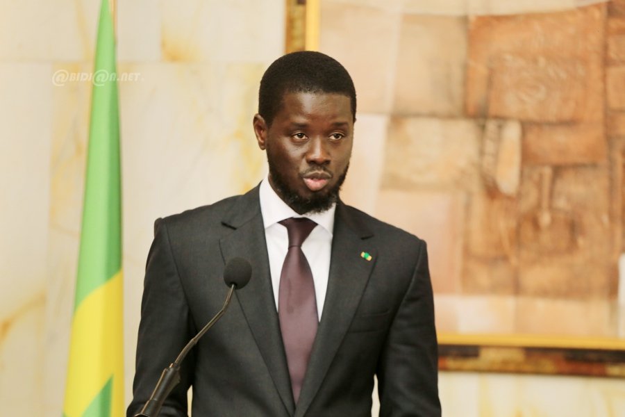 diplomatie-visite-du-travail-du-president-de-la-republique-du-senegal-bassi_wbdq4hjam3j