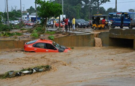 Côte d’Ivoire/Pluies diluviennes : montée des eaux constatée dans plusieurs communes du District d’Abidjan (Pompiers).