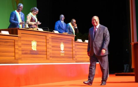 Côte d’Ivoire/ Ouattara après son message devant le congrès :  » mon protocole me dit que vous êtes déçus, ce sera pour la prochaine fois ».