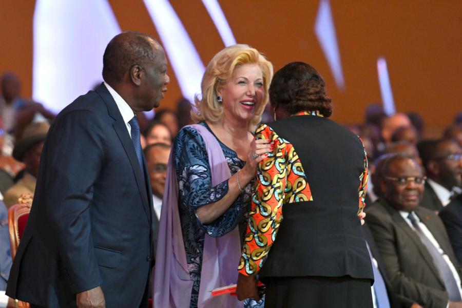 ceremonie-de-dedicace-du-livre-de-la-grande-chanceliere_sx6m9xw1tv