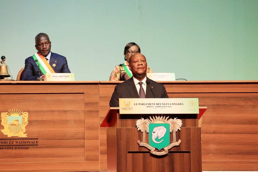 cote-divoire-le-parlement-ivoirien-reuni-en-congres-a-abidjan_0lrru05yksbo