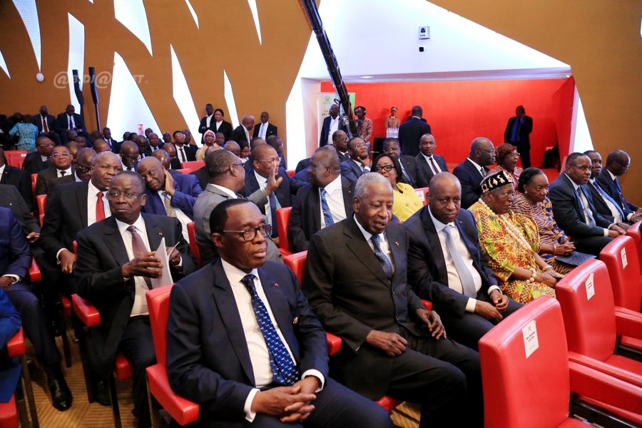 cote-divoire-le-parlement-ivoirien-reuni-en-congres-a-abidjan_1tumlamjc39