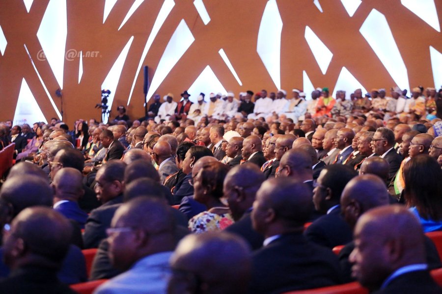 cote-divoire-le-parlement-ivoirien-reuni-en-congres-a-abidjan_ai14mki31zk