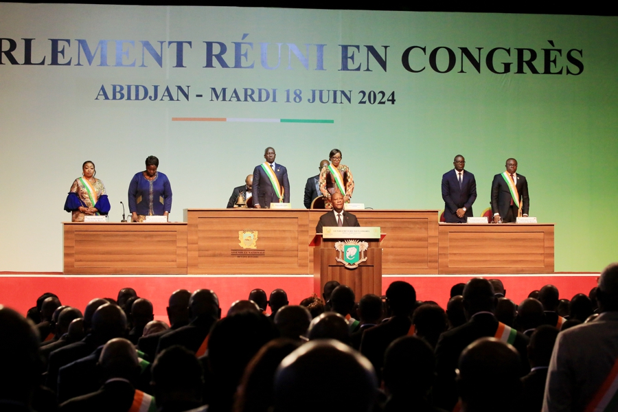 cote-divoire-le-parlement-ivoirien-reuni-en-congres-a-abidjan_ffkle1kafsm