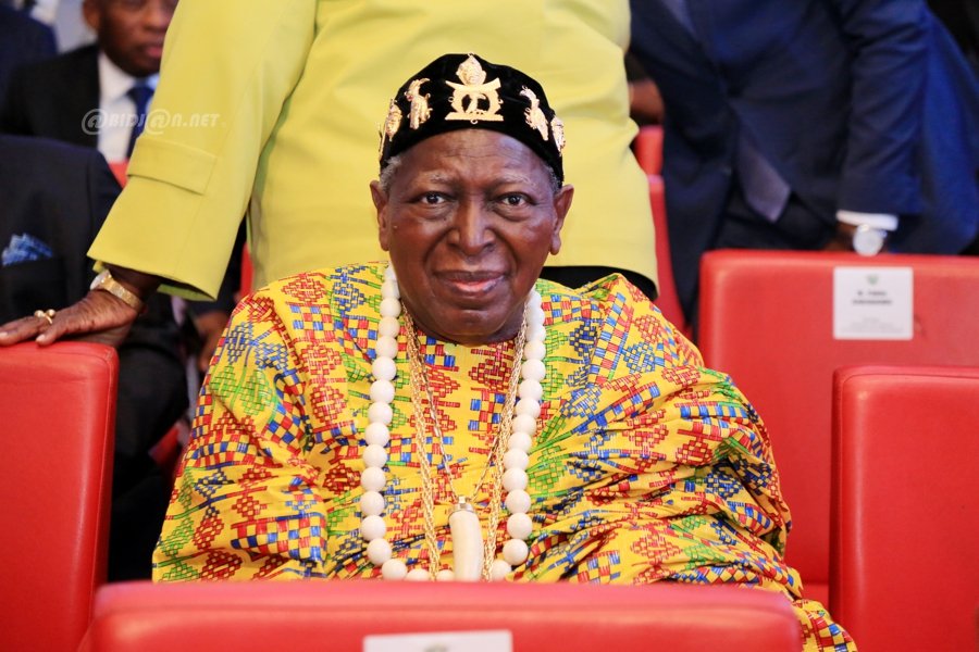 cote-divoire-le-parlement-ivoirien-reuni-en-congres-a-abidjan_huhu1s6w1sf