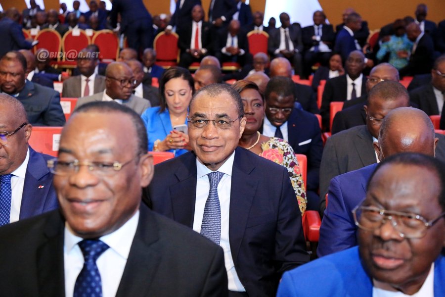 cote-divoire-le-parlement-ivoirien-reuni-en-congres-a-abidjan_ui1xxkg81x