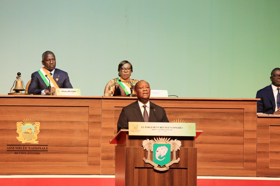 cote-divoire-le-parlement-ivoirien-reuni-en-congres-a-abidjan_umz3kb84zhe